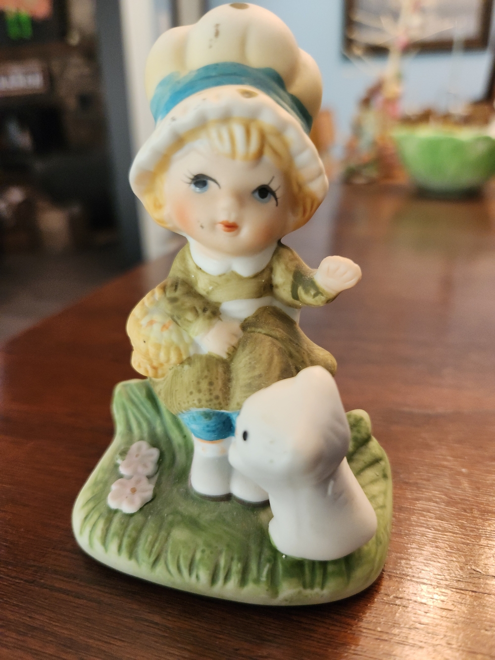 Homco Porcelain Girl Figurine in Green, Blue and White